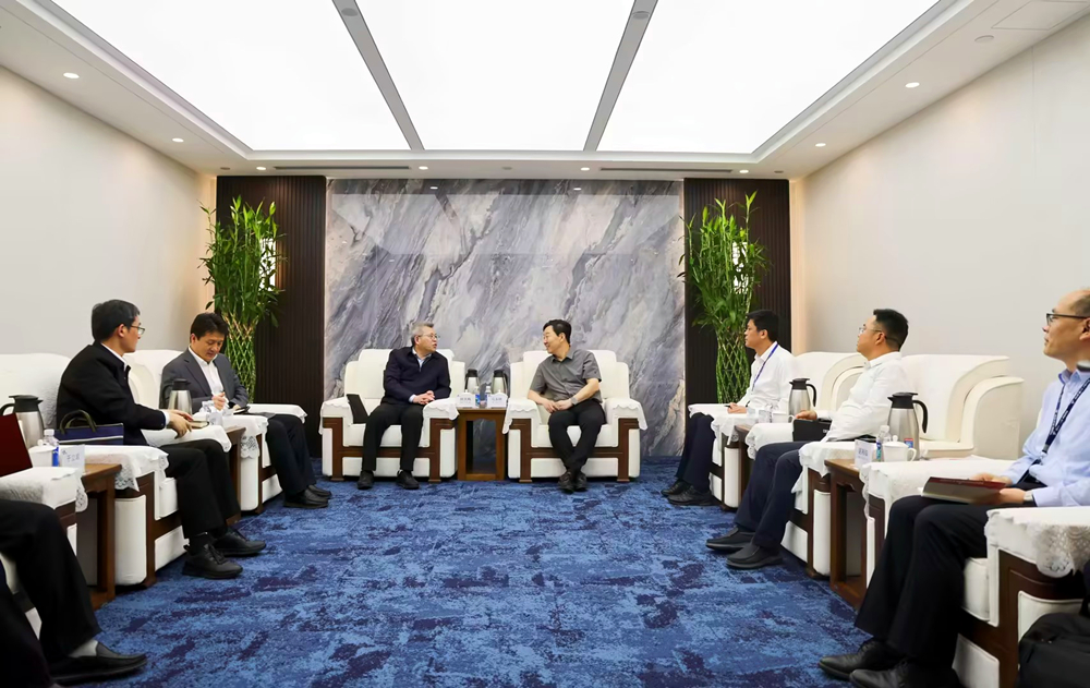 党委书记杨天梅带队走访北京合作单位推动有组织科研