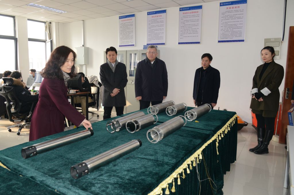 党委书记杨天梅走访科研一线国家级人才并开展调研