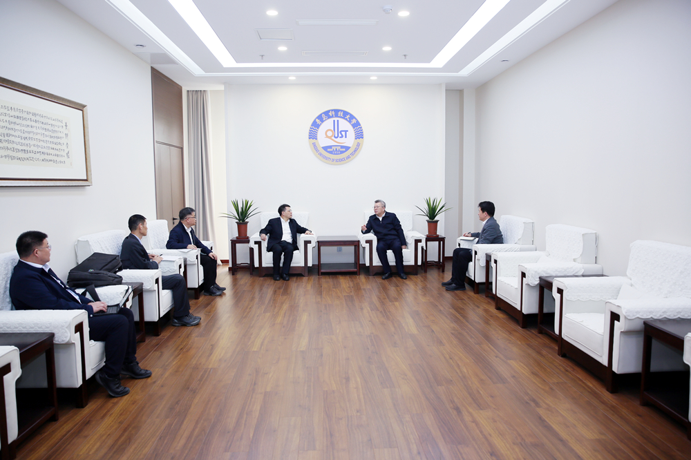 石大胜华新材料集团股份有限公司来校交流